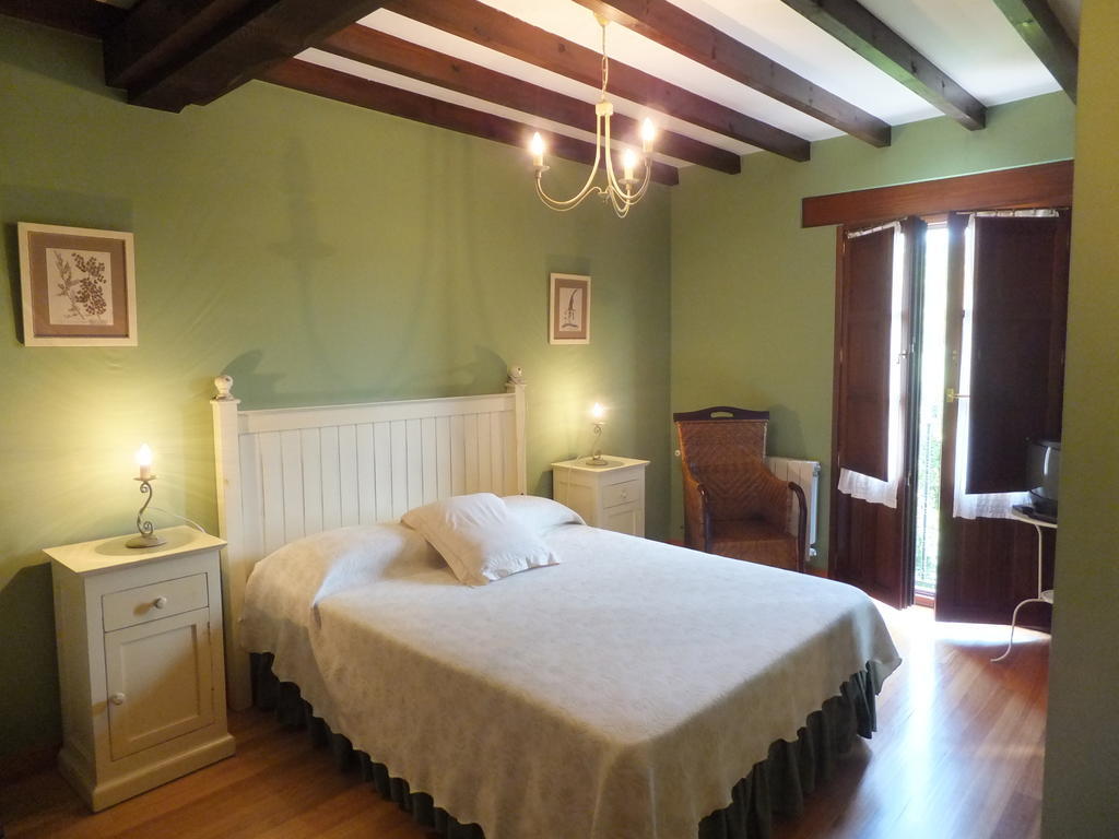 Posada La Pedriza Pontones  Phòng bức ảnh
